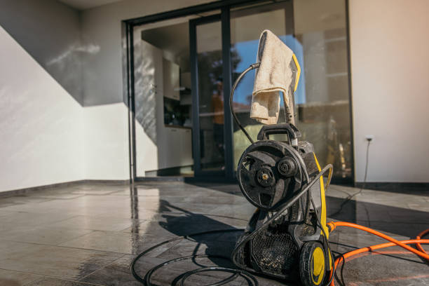 Best Animal Enclosure Cleaning  in Brookdale, CA